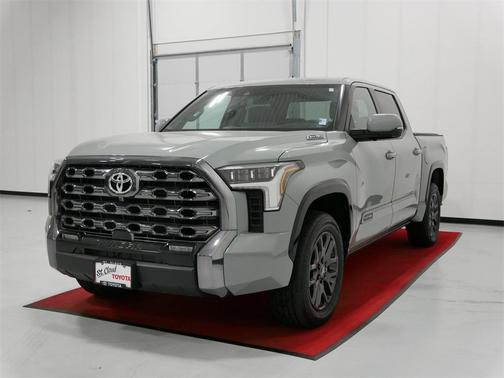 2025 Toyota Tundra Hybrid Platinum