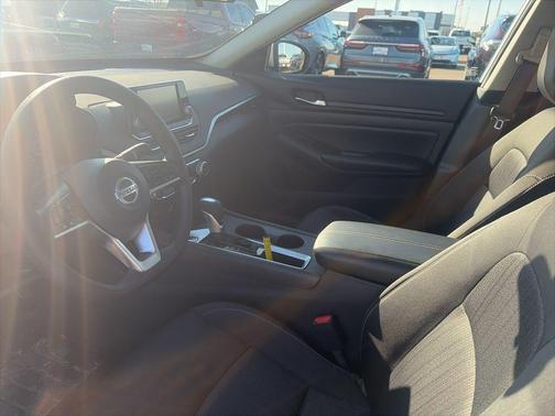 2022 Nissan Altima S FWD