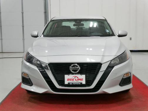 2022 Nissan Altima S FWD