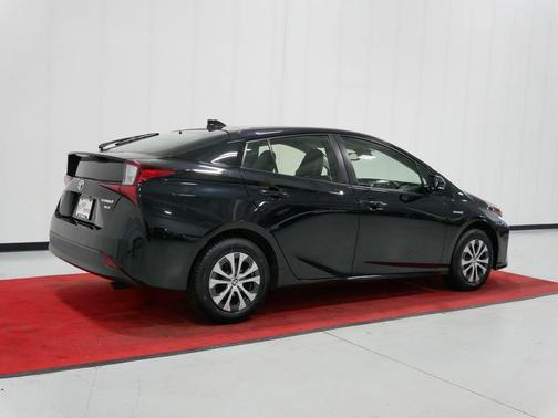 2020 Toyota Prius XLE