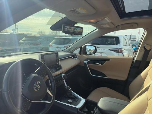 2019 Toyota RAV4 Hybrid Limited