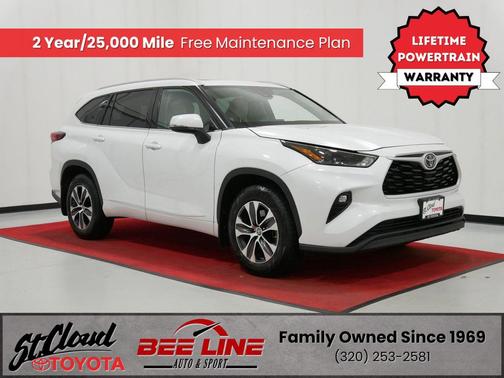 Pearl 2022 Toyota Highlander XLE