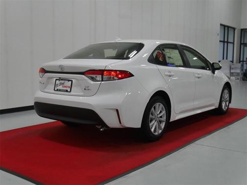 2026 Toyota Corolla Hybrid LE