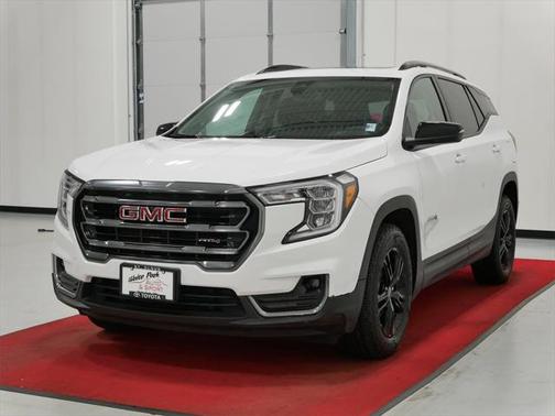 2023 GMC Terrain AWD AT4