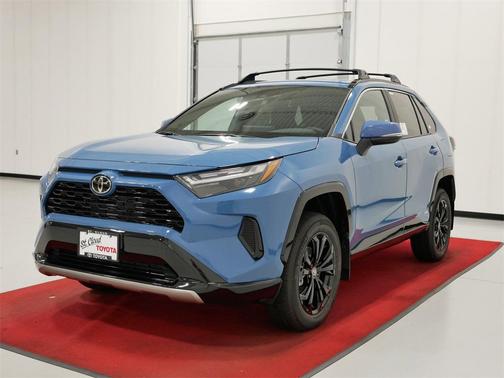 2025 Toyota RAV4 Hybrid SE