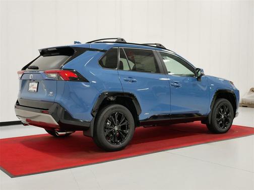 2025 Toyota RAV4 Hybrid SE