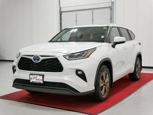 2023 Toyota Highlander Hybrid XLE