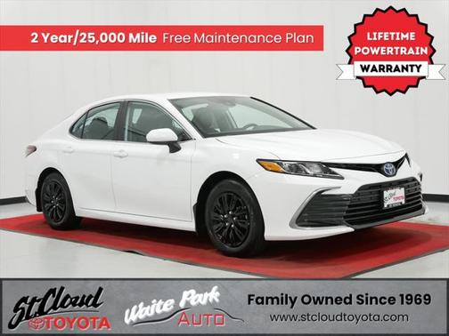 2024 Toyota Camry Hybrid LE