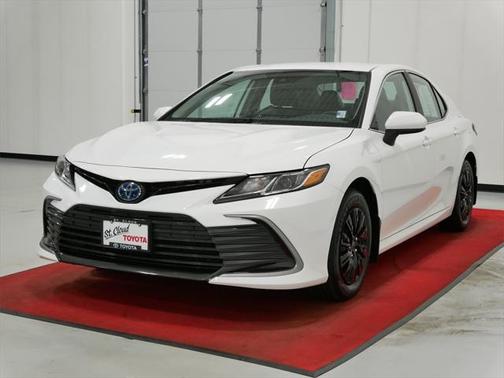 2024 Toyota Camry Hybrid LE