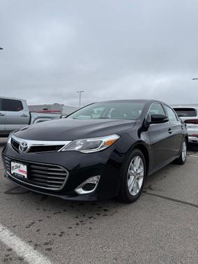 Attitude Black Metallic 2013 Toyota Avalon XLE