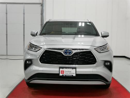 2024 Toyota Highlander Hybrid Platinum