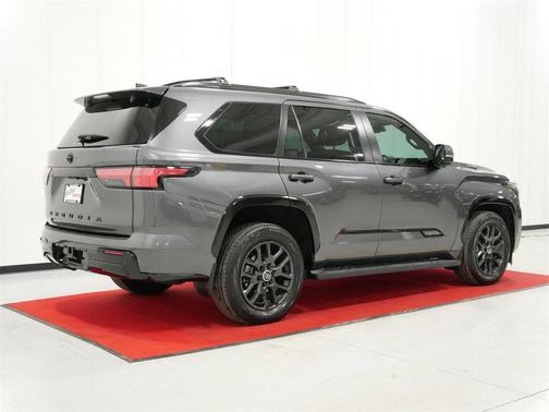 2024 Toyota Sequoia Platinum