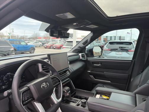 2024 Toyota Sequoia Platinum