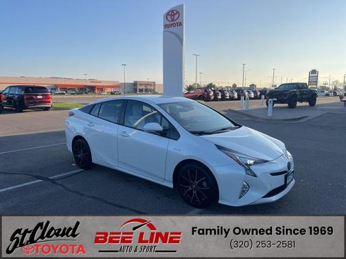 2017 Toyota Prius Four Touring