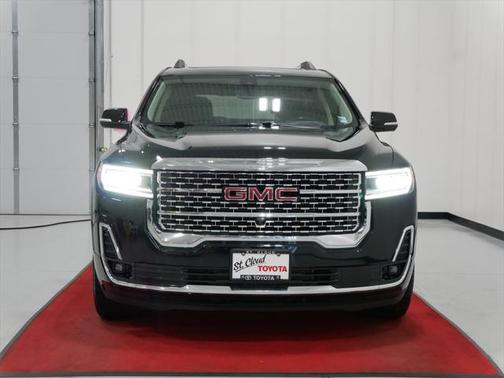 2022 GMC Acadia Denali