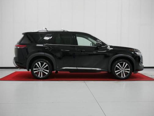 2024 Nissan Pathfinder Platinum 4WD