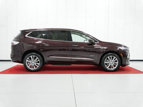 2023 Buick Enclave Avenir AWD