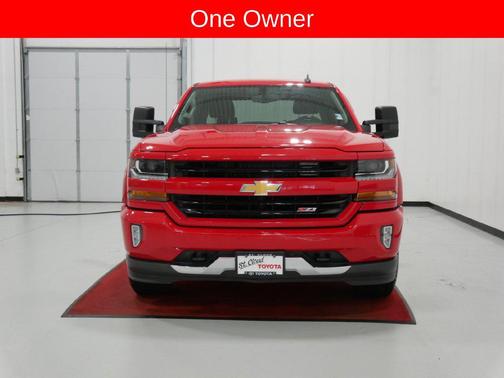 Red 2018 Chevrolet Silverado 1500 2LT