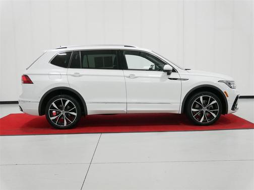 2022 Volkswagen Tiguan 2.0T SEL R-Line 4MOTION
