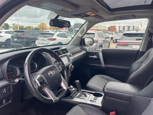 2017 Toyota 4Runner SR5 Premium