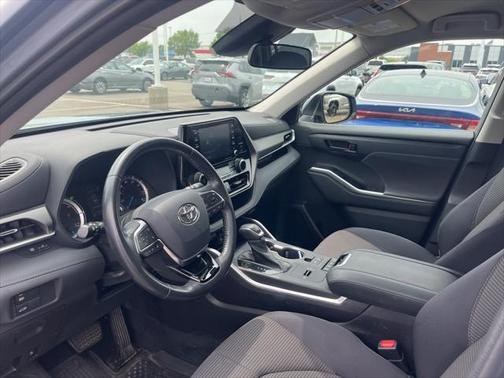 2021 Toyota Highlander Hybrid LE