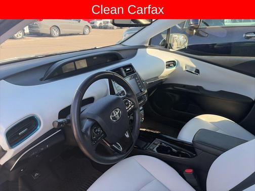Midnight Black Metallic 2022 Toyota Prius XLE