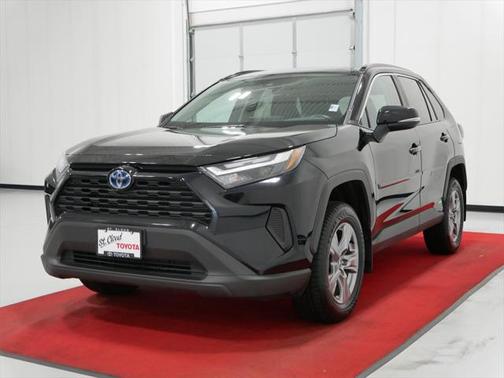 2022 Toyota RAV4 Hybrid XLE