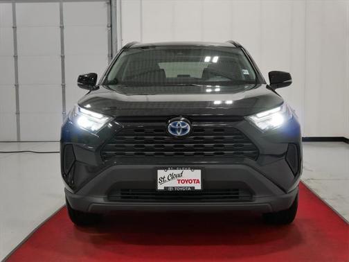 2022 Toyota RAV4 Hybrid XLE