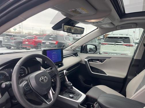 2024 Toyota RAV4 Hybrid Limited