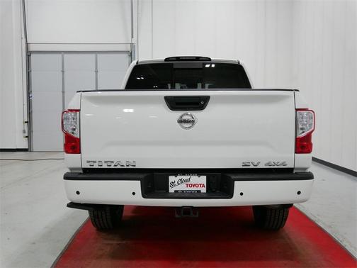 2021 Nissan Titan SV