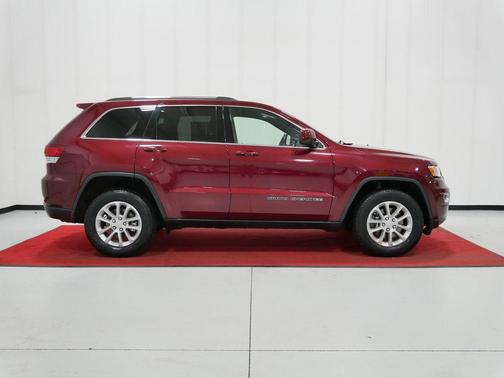 Velvet Red Pearlcoat 2021 Jeep Grand Cherokee Laredo