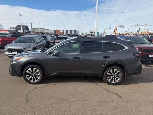 2025 Subaru Outback Touring