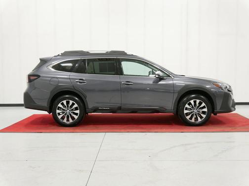 2025 Subaru Outback Touring