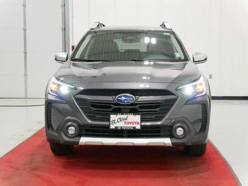 2025 Subaru Outback Touring