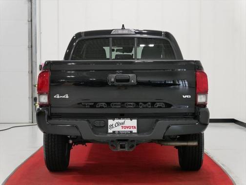 2022 Toyota Tacoma SR