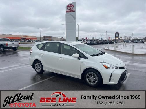 2017 Toyota Prius v Three