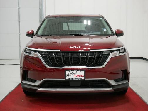 2024 Kia Carnival EX