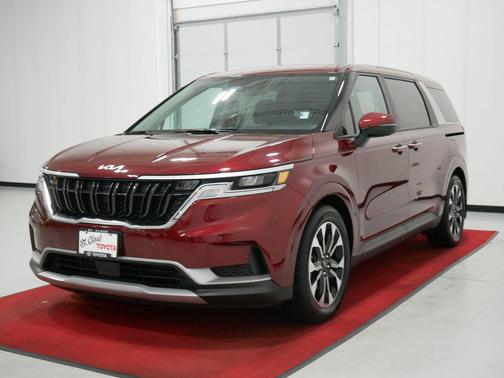 2024 Kia Carnival EX