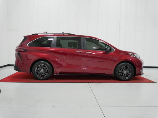 Ruby Flare Pearl 2024 Toyota Sienna XSE 7 Passenger