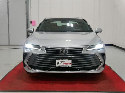 Celestial Silver Metallic 2015 Toyota Avalon Limited