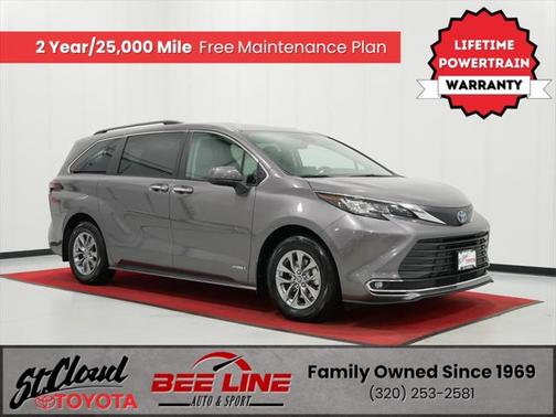 2021 Toyota Sienna XLE 8 Passenger