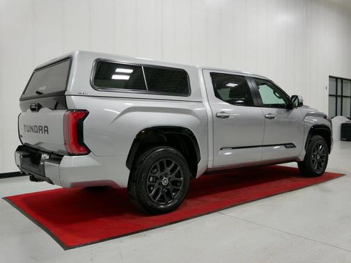 2024 Toyota Tundra Hybrid Platinum