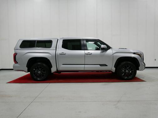 2024 Toyota Tundra Hybrid Platinum