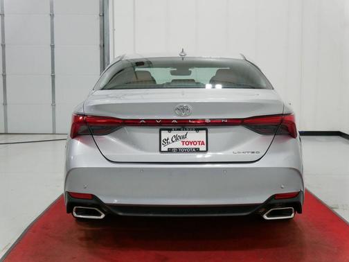 2022 Toyota Avalon Limited