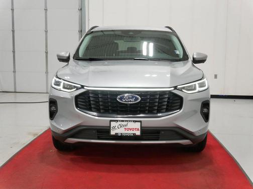 Silver Metallic 2024 Ford Escape Platinum