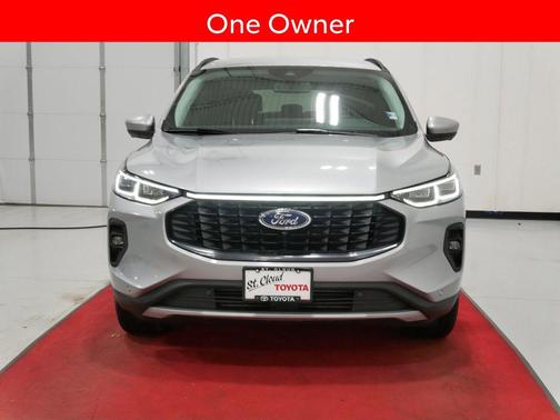 Silver Metallic 2024 Ford Escape Platinum