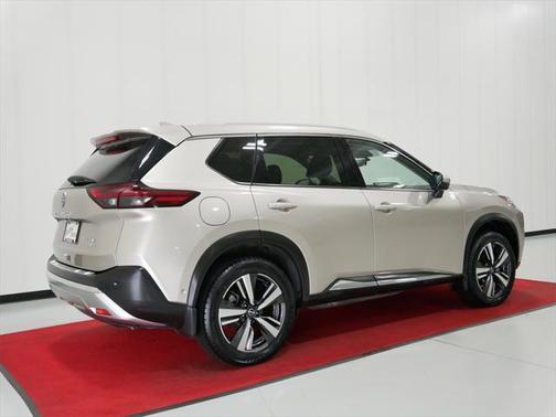 2023 Nissan Rogue Platinum
