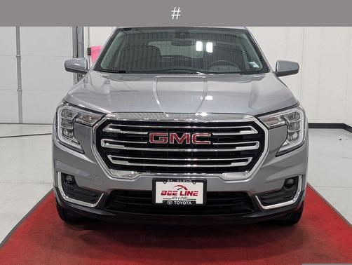 Sterling Metallic 2024 GMC Terrain SLT