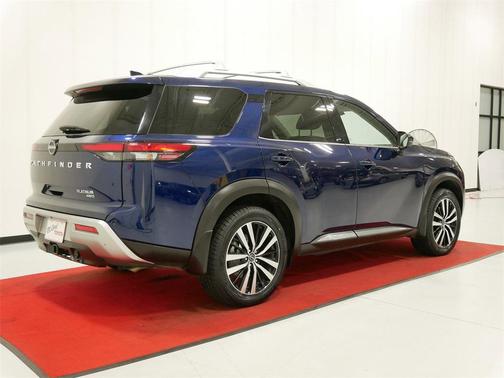 2024 Nissan Pathfinder Platinum 4WD