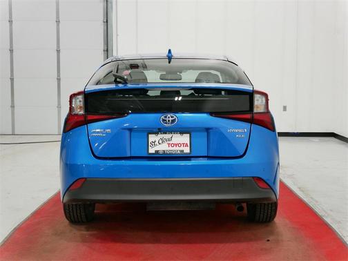2021 Toyota Prius XLE